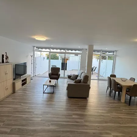 Noa Holiday home *
